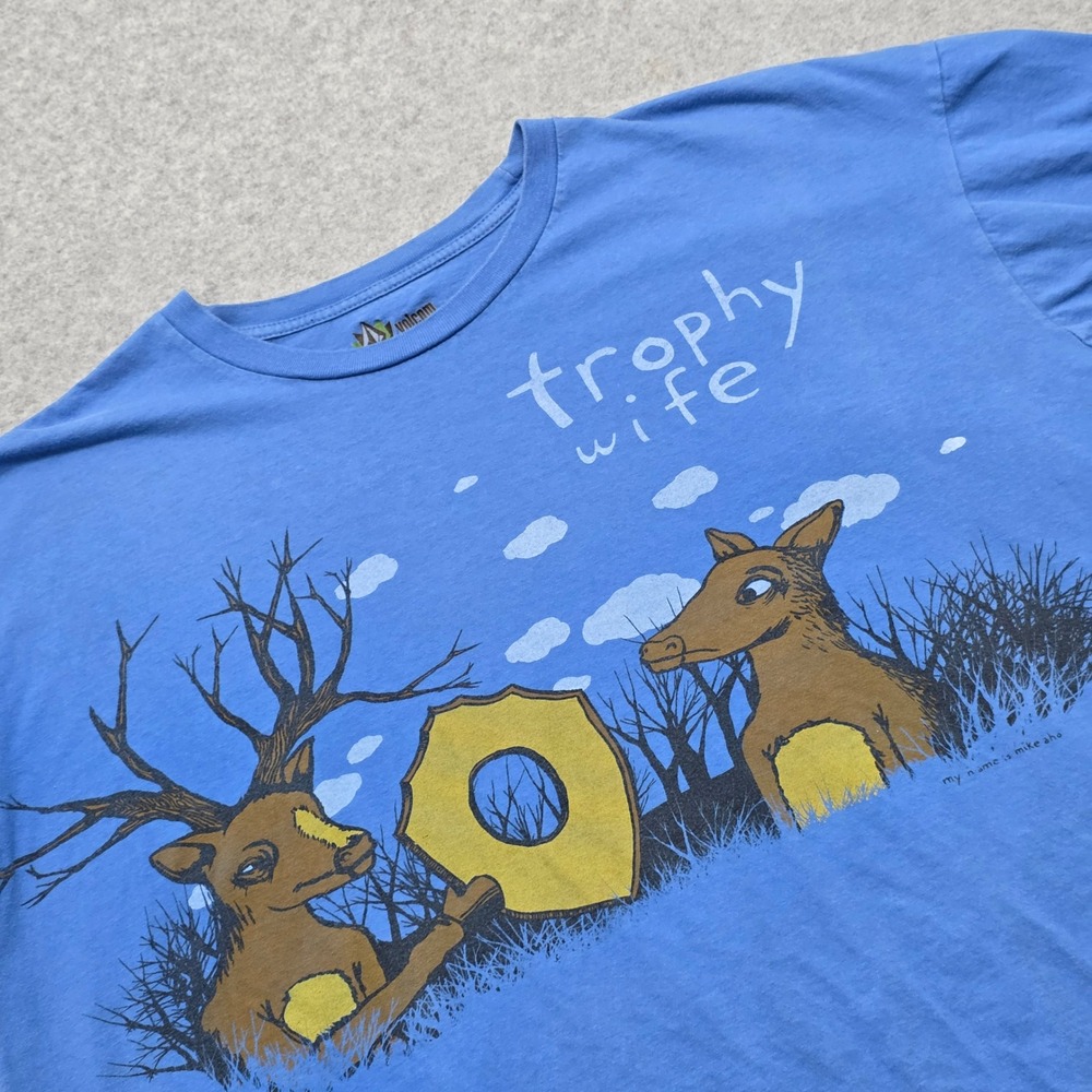 Volcom Logical Series Graphic T-Shirt Women's‎ XXL Blue Trophy Wife Deer Organic